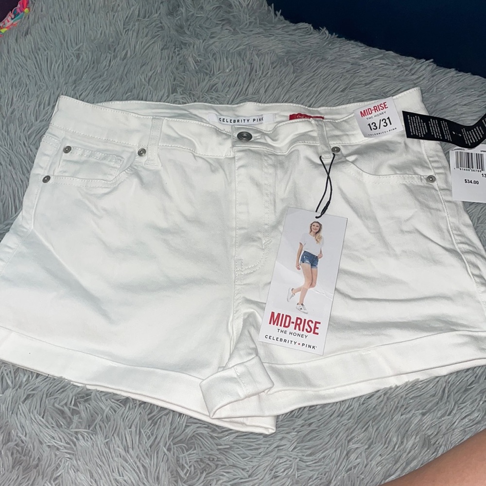 white jean shorts